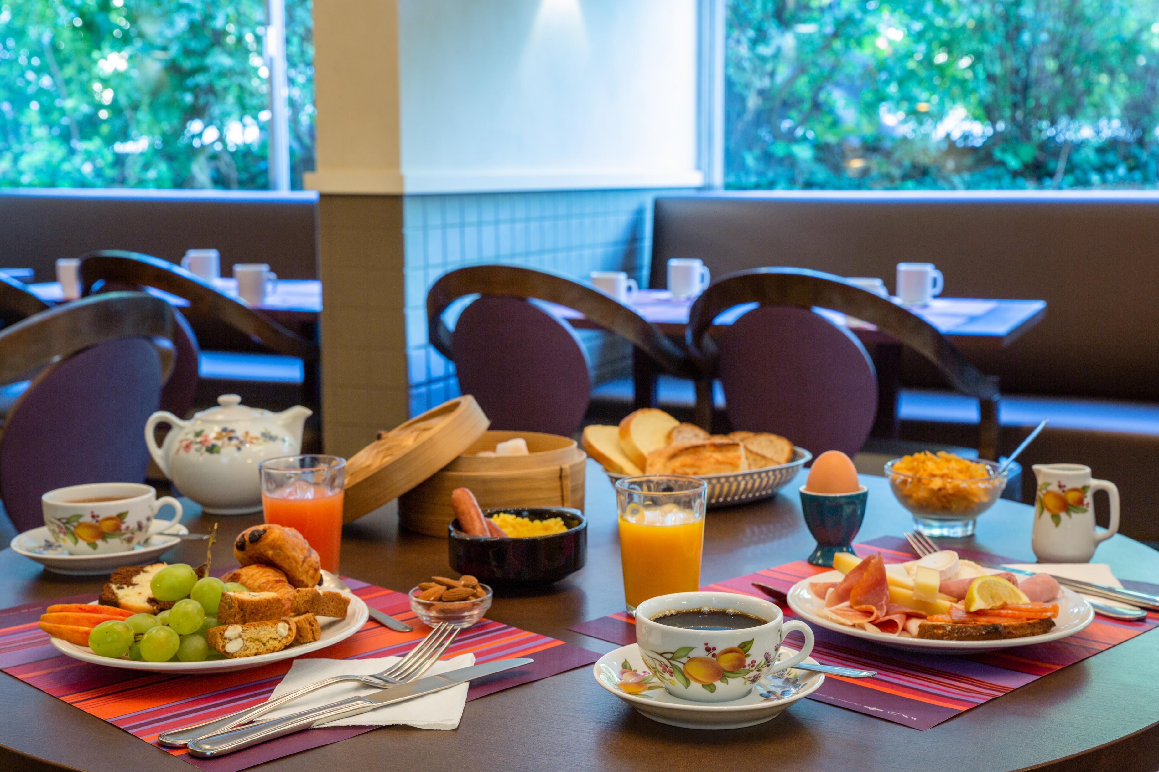Hotel Les Trois Roses, Meylan Grenoble מראה חיצוני תמונה