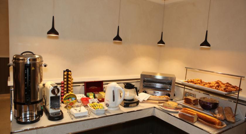Hotel Les Trois Roses, Meylan Grenoble מראה חיצוני תמונה
